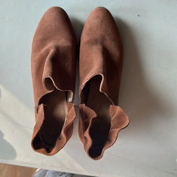 Excellent condition darling Seychelles booties - Picture 4 of 4